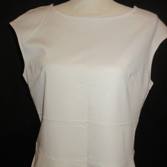 Women's Cream Colored Gap Cap Sleeve Shell Dress Size 12 Tall Knee Length - Picture 2 of 3